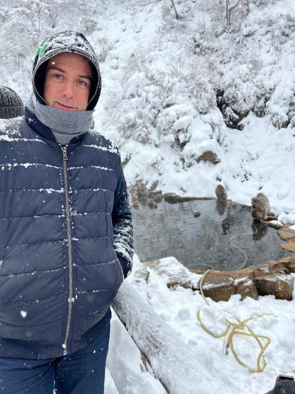 C'est plus facile de faire un onsen quand on est un singe que tatoué