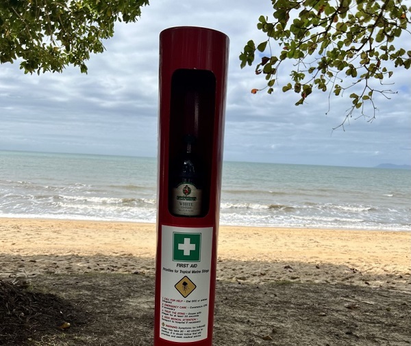 Comment builder sur Github actions ou Gitlab CI et déployer sur Coolify	